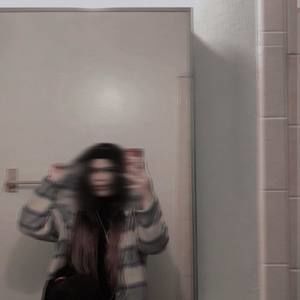 Meet your Posher, Bibi